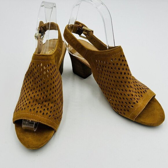 Franco Sarto Laser Cut Open Toe Sandal Size 7.5 M Monaco2 Camel Brown Suede - Picture 1 of 7